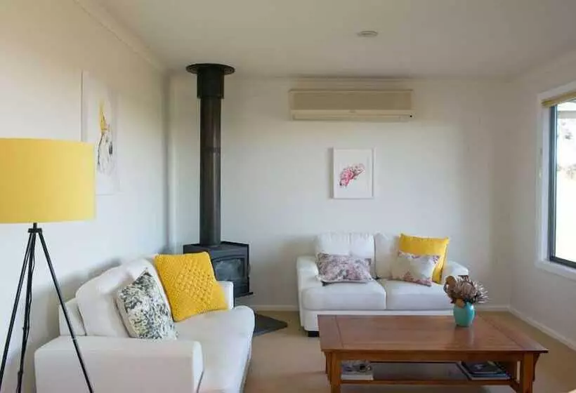 Riesling Country Cottages