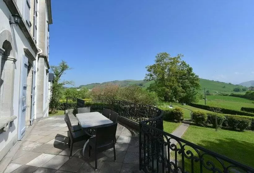 Aamiaismajoitus (B&B) Chambres D Hôtes Aire Berria