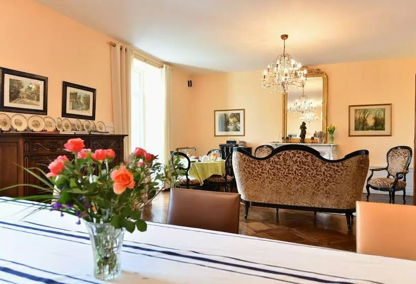 Aamiaismajoitus (B&B) Chambres D Hôtes Aire Berria