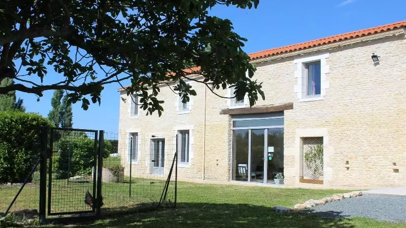 Aamiaismajoitus (B&B) Flore Des Marais