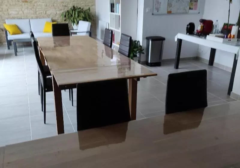 Aamiaismajoitus (B&B) Flore Des Marais