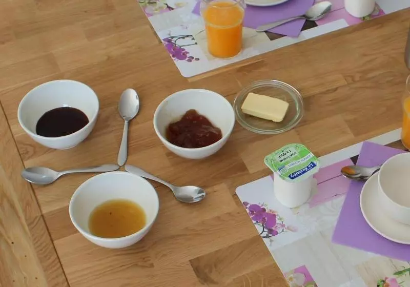 Aamiaismajoitus (B&B) Flore Des Marais