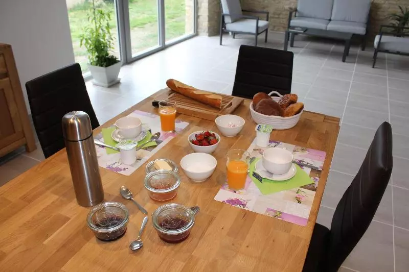 Aamiaismajoitus (B&B) Flore Des Marais