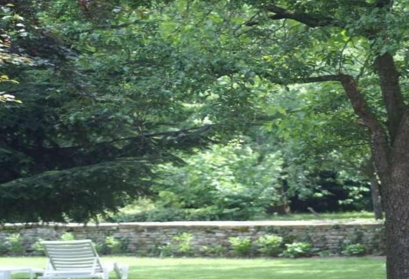 مبيت وإفطار La Filaterie