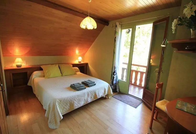 Aamiaismajoitus (B&B) L'espiatet