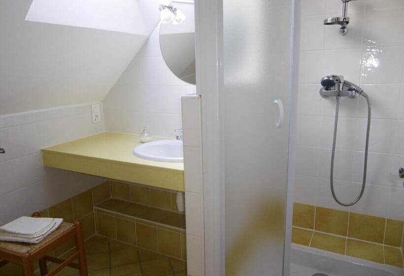 تختخواب و صبحانه L'espiatet