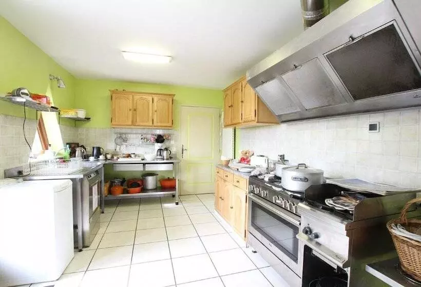 Aamiaismajoitus (B&B) L'espiatet