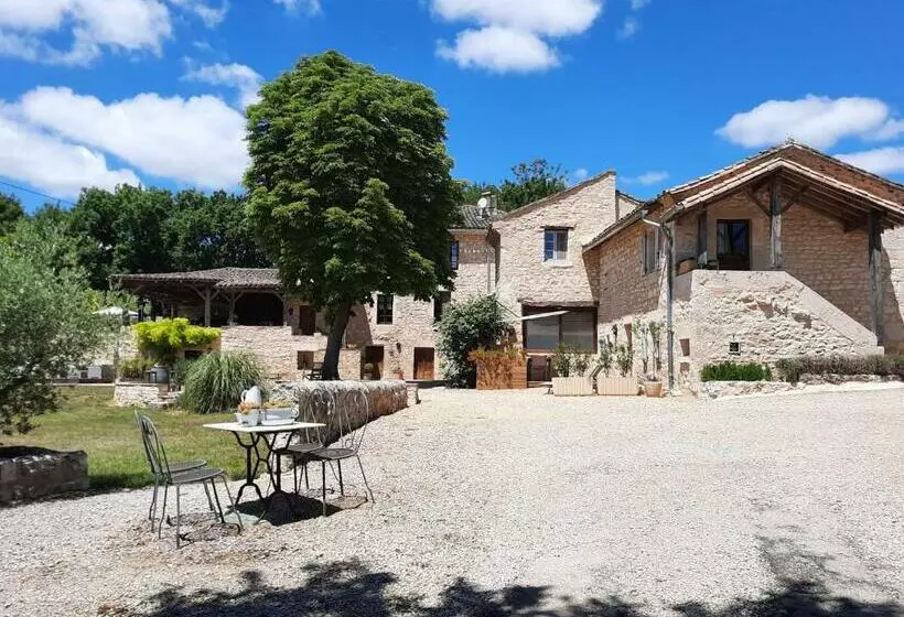 Aamiaismajoitus (B&B) Maison D'hôtes De La Boissière