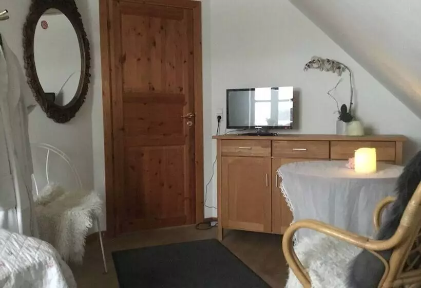 Aamiaismajoitus (B&B) Sovdejligt