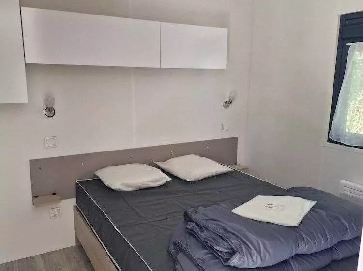 ホテル Tipi Les P Tites Maisons Dans La Prairie