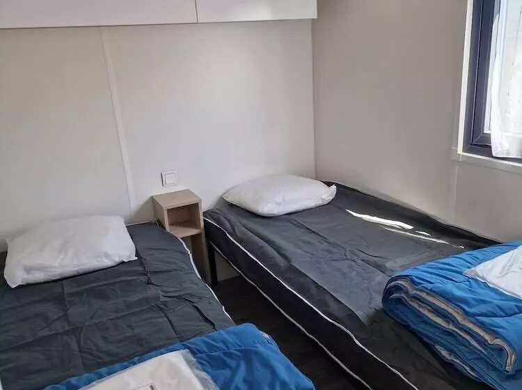 ホテル Tipi Les P Tites Maisons Dans La Prairie