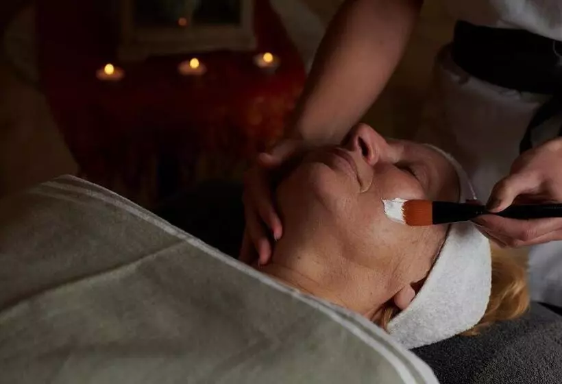 Hotelli Pêche De Vigne & Spa