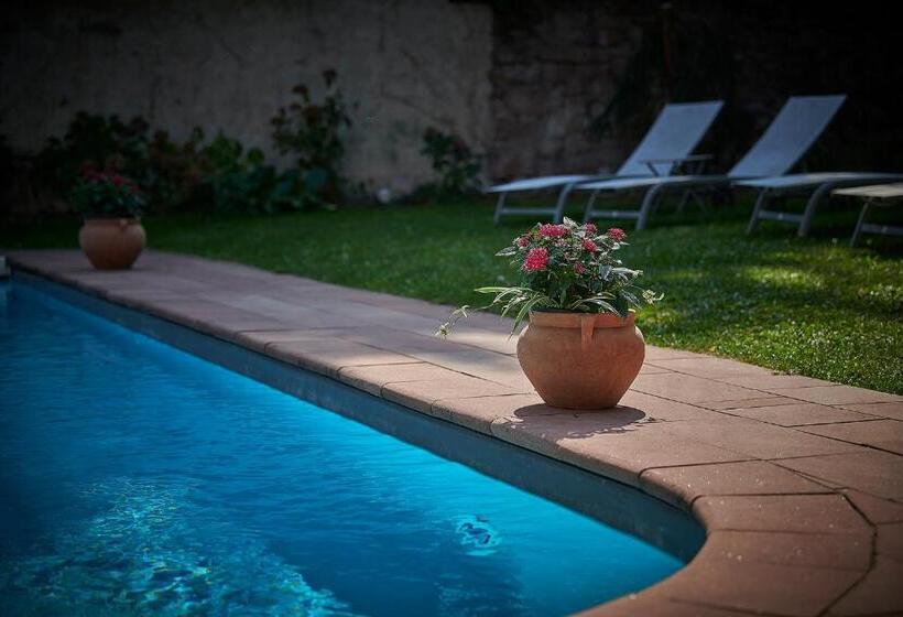 هتل Pêche De Vigne & Spa