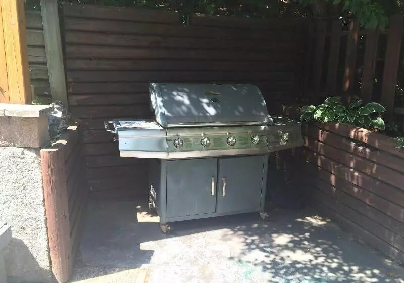 Hotelli Shemron Suites