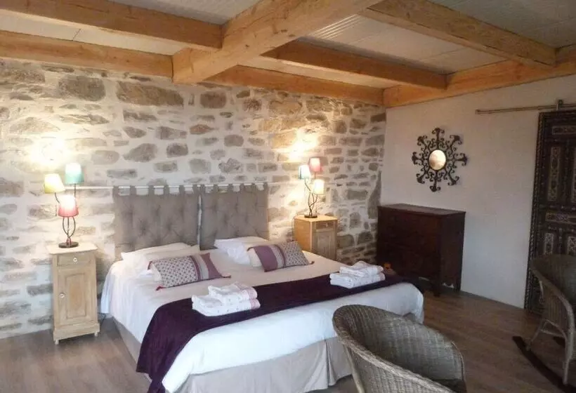 Majatalo Bout De Cote