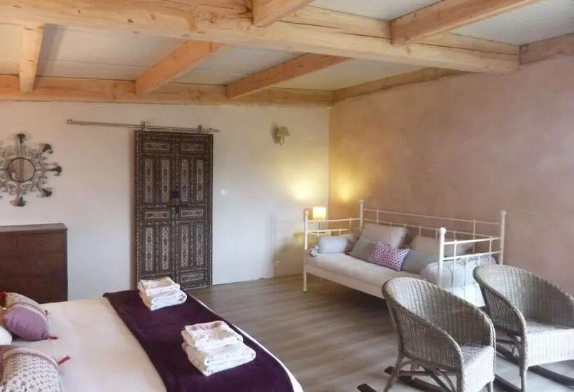 Majatalo Bout De Cote