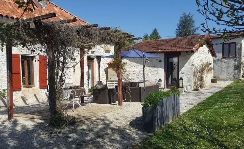 ペンション Le Gîte Des Chambres De La Grange