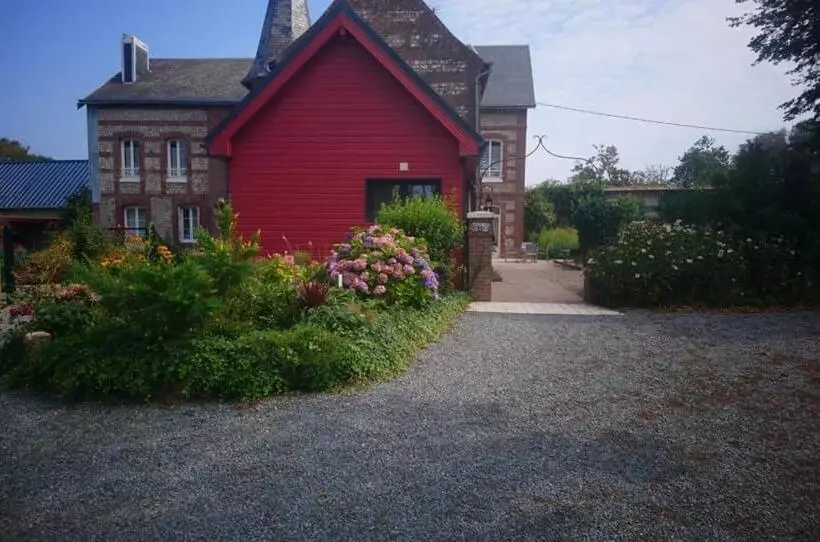 Majatalo La Nouvelle Criqueboise