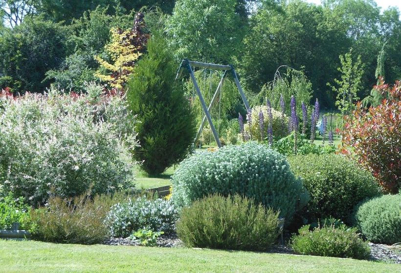 بنسيون Le Bien Aller Le Jardin De Niki