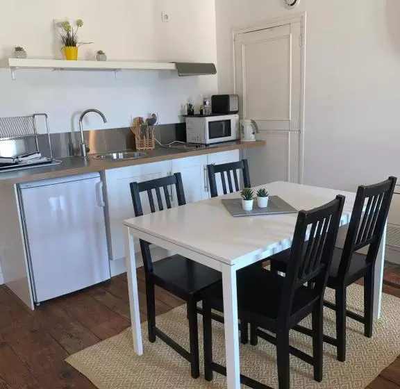 Majatalo Maison Charles Maurice