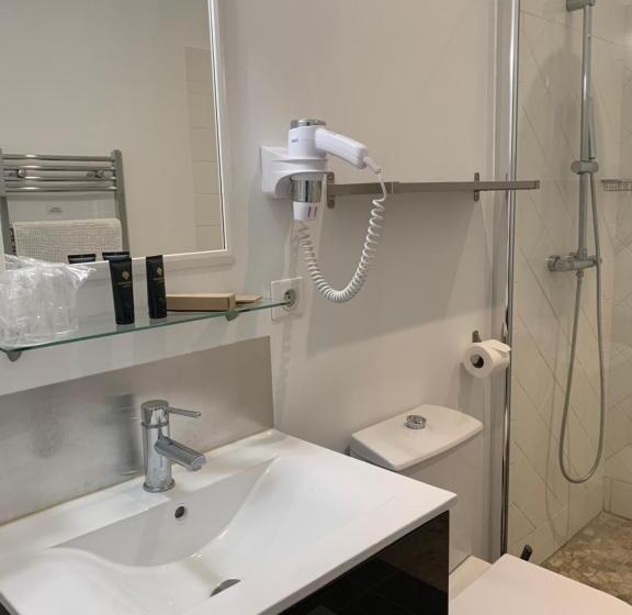 بنسيون Maison Charles Maurice