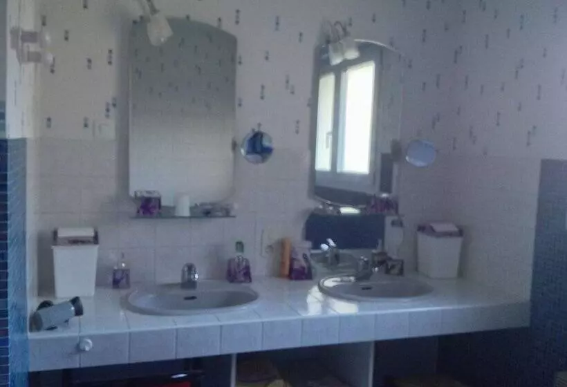 Aamiaismajoitus (B&B) Chambres D'hôtes Le Bohec