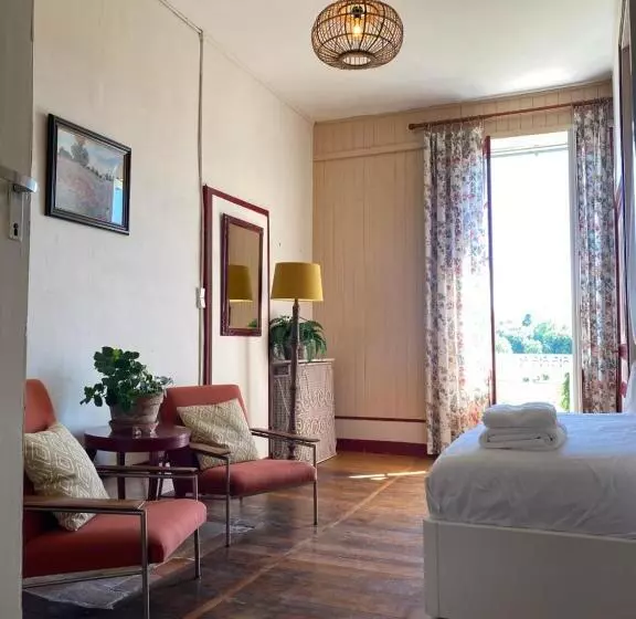 ベッドアンドブレックファースト Château La Barge   Dordogne