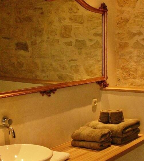 مبيت وإفطار Domaine De L'isle Basse