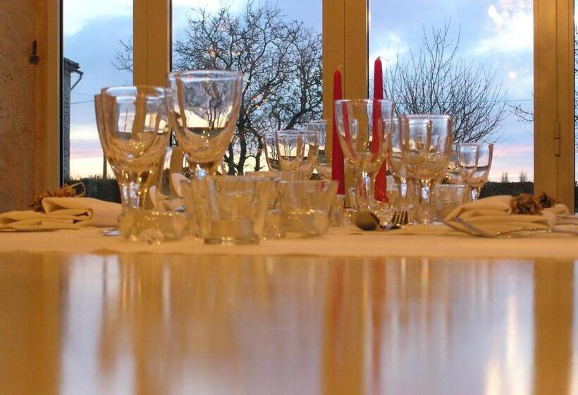 مبيت وإفطار Domaine De L'isle Basse