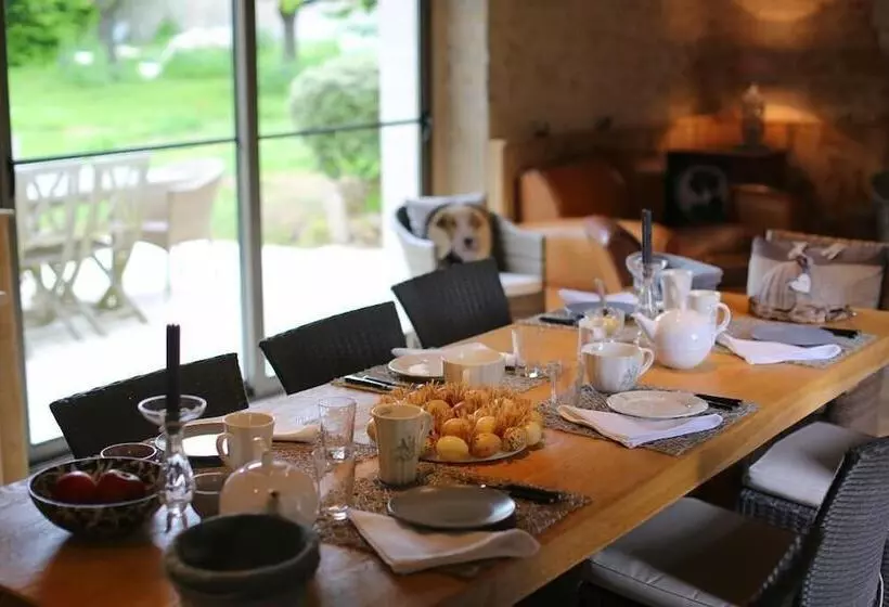 Aamiaismajoitus (B&B) Le Domaine De La Fouardière