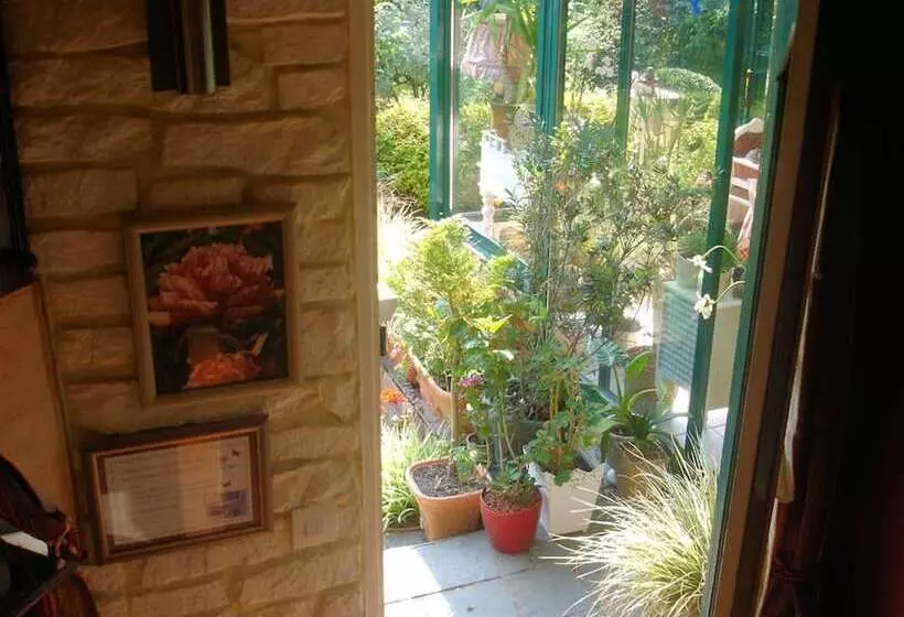 ベッドアンドブレックファースト Le Frêne Fringant