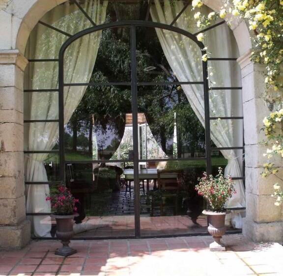 Bed and Breakfast Maison Basta