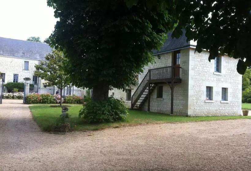 Château De Bournand B&b