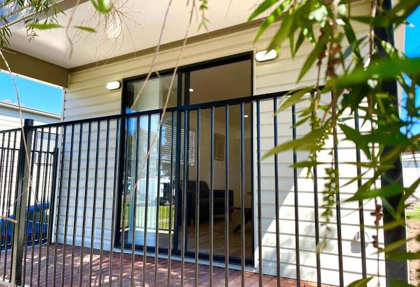 Crows Nest Tourist Park