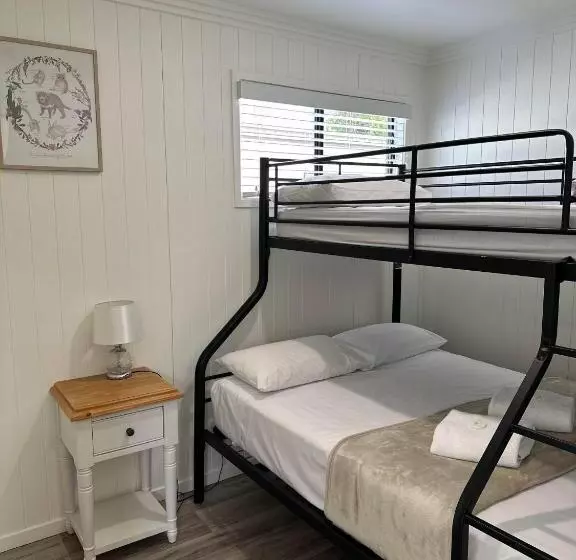 Crows Nest Tourist Park