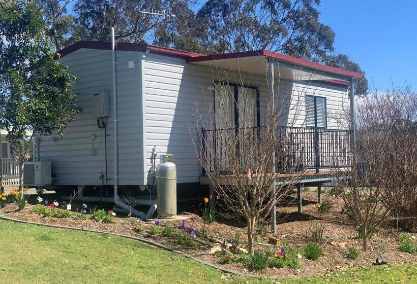 Crows Nest Tourist Park