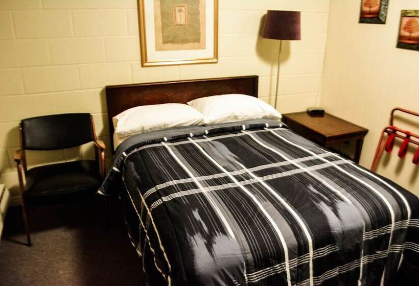 여관 The Shawville