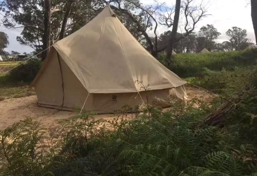 Hotelli Coonawarra Bush Holiday Park