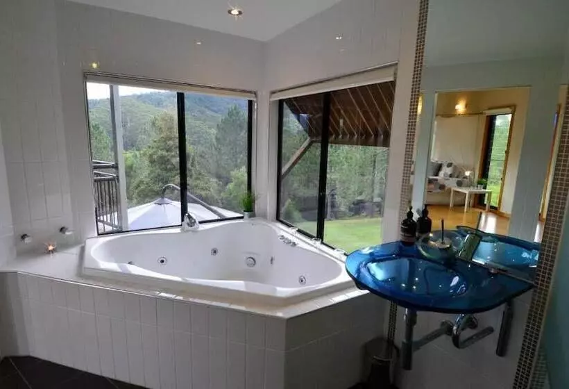 Hotelli Ecoasis Wellness Sanctuary