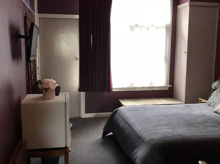 Hotelli Mount Black Lodge