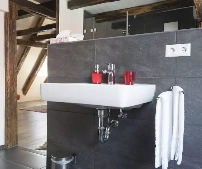 Hotelli Pension Pauserei