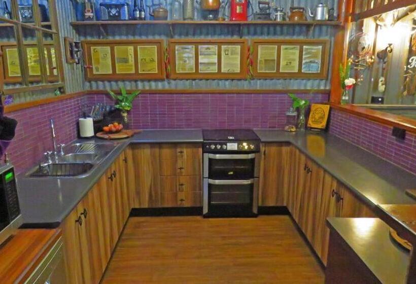 בית מלון כפרי Kings Creek Retreat