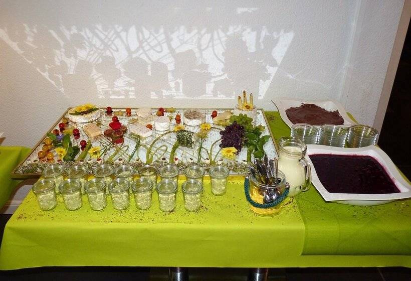 Отель Schloss Weißenburg