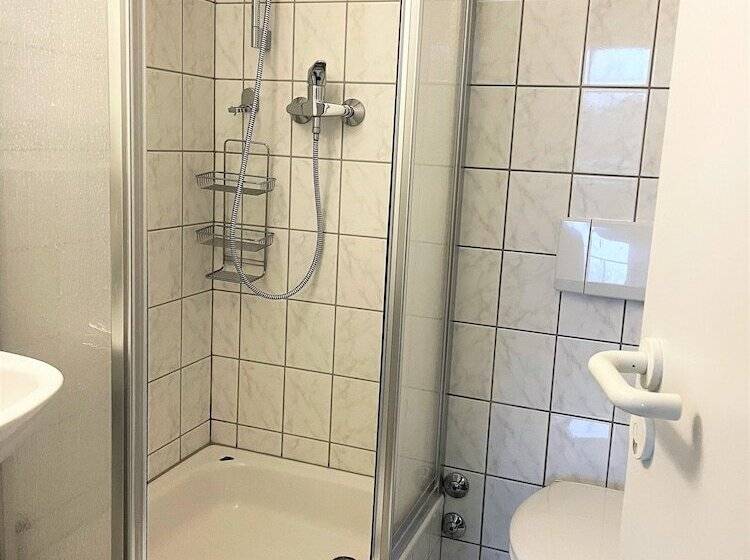 Отель Schloss Weißenburg