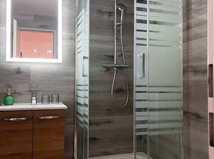 Hotelli Schloss Weißenburg