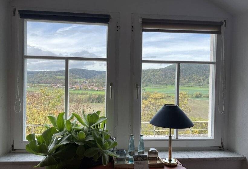 Отель Schloss Weißenburg