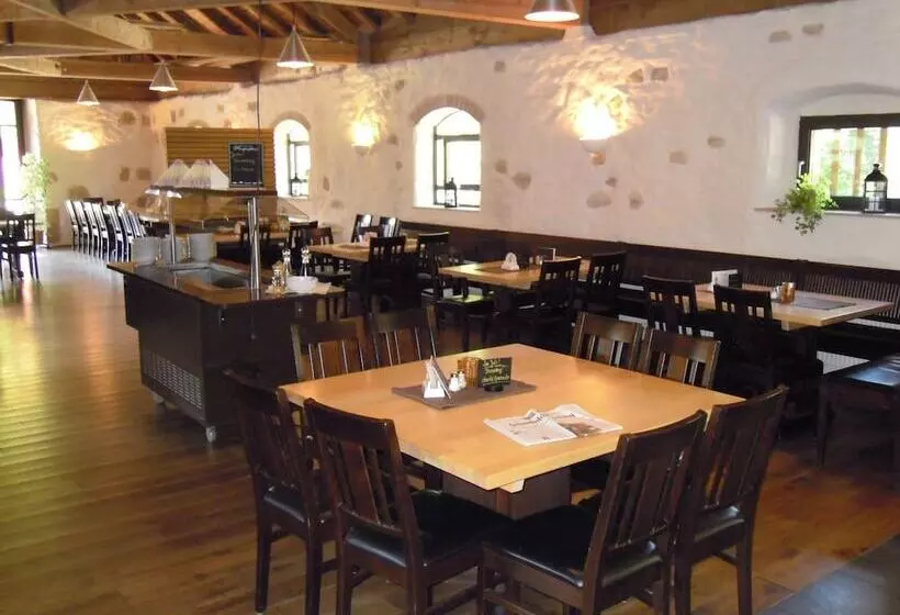 Hotelli Tagungshaus Kloster Heiligkreuztal