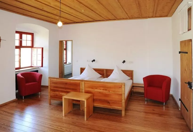 Hotelli Tagungshaus Kloster Heiligkreuztal