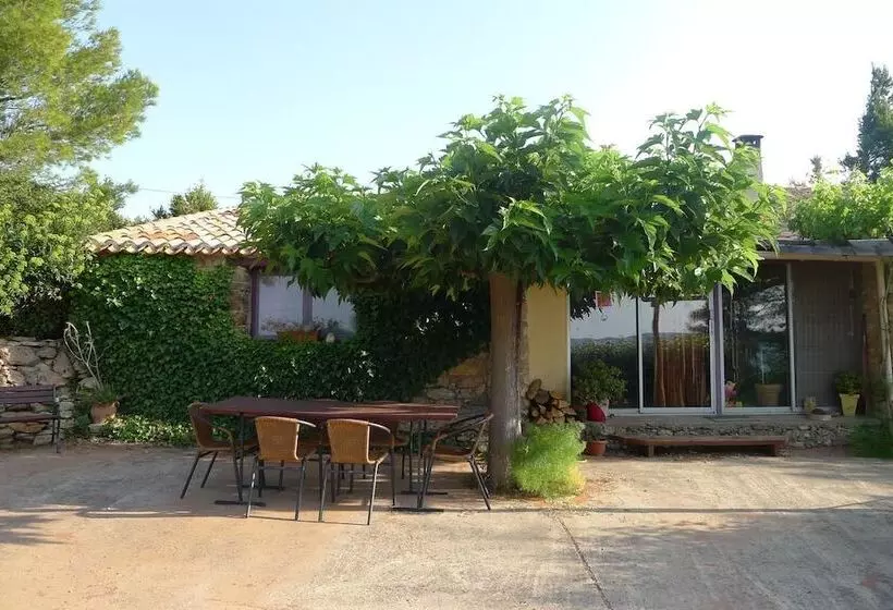 Hotelli Yourte Nature Saint Roch