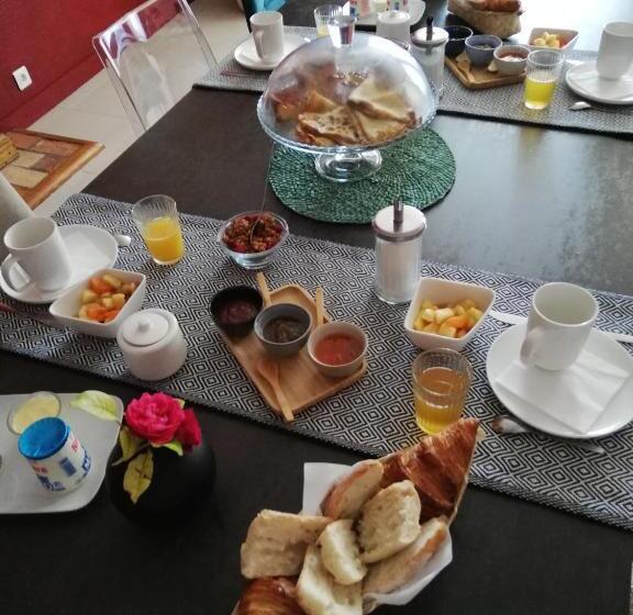 ペンション Aux Couleurs De La Baie